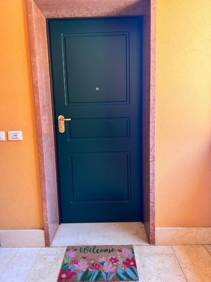 Appartamento Corina Sirmione Dış mekan fotoğraf