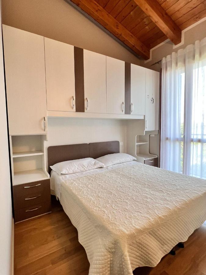 Appartamento Corina Sirmione Dış mekan fotoğraf
