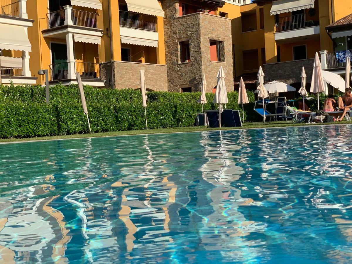 Appartamento Corina Sirmione Dış mekan fotoğraf